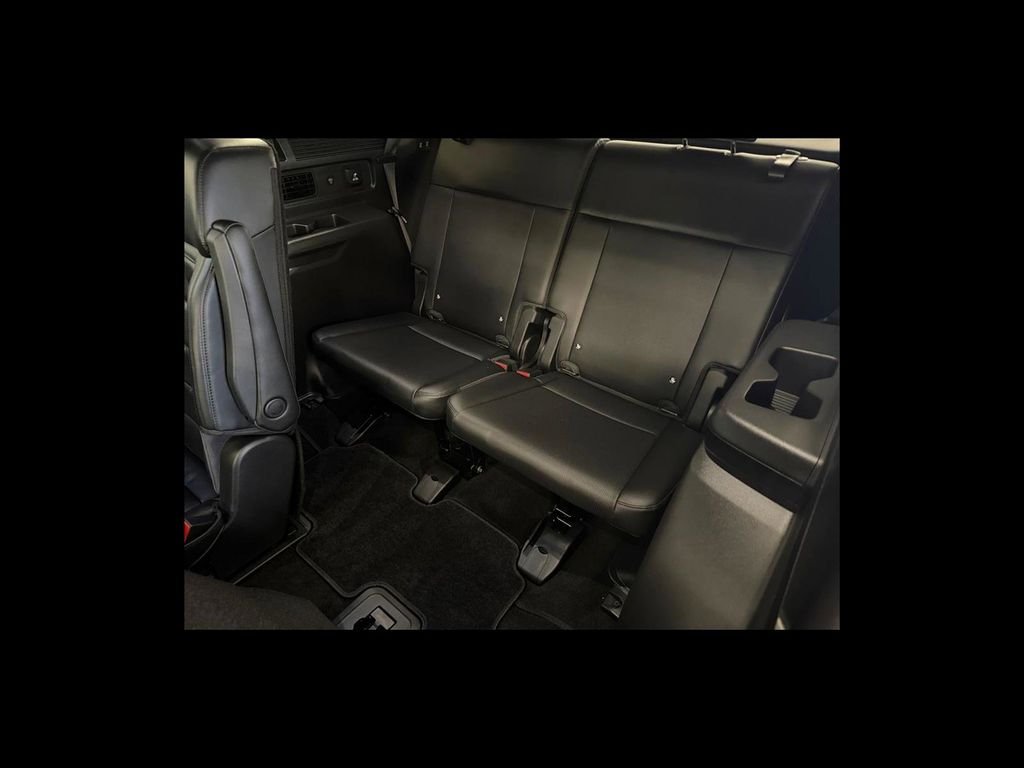 Used 2025 Gray Hyundai Calligraphy image 25