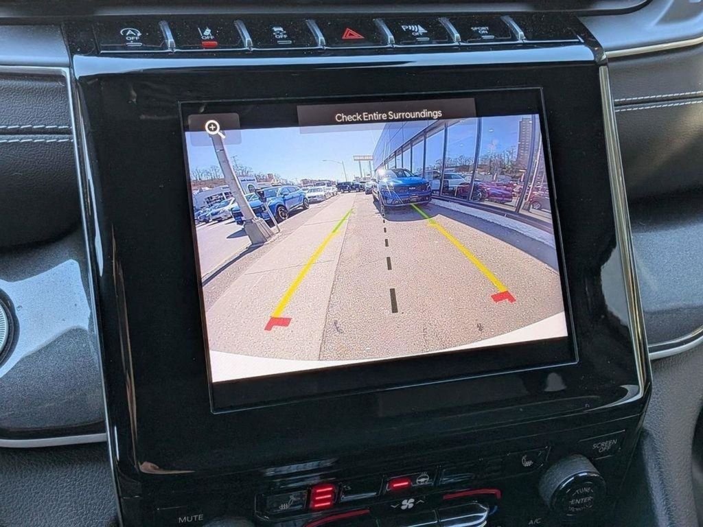 Used 2023 White Jeep Altitude X image 19