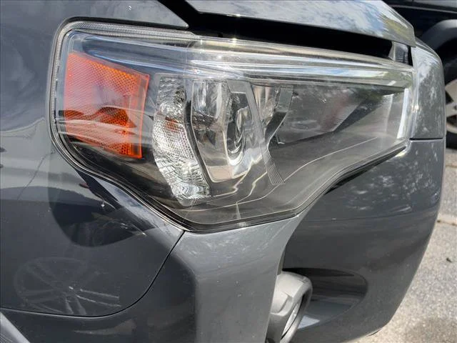 Used 2024  Toyota SR5 image 29