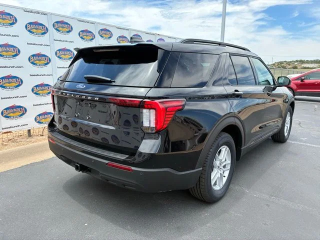 New 2026 Agate Black Metallic Ford Active image 4