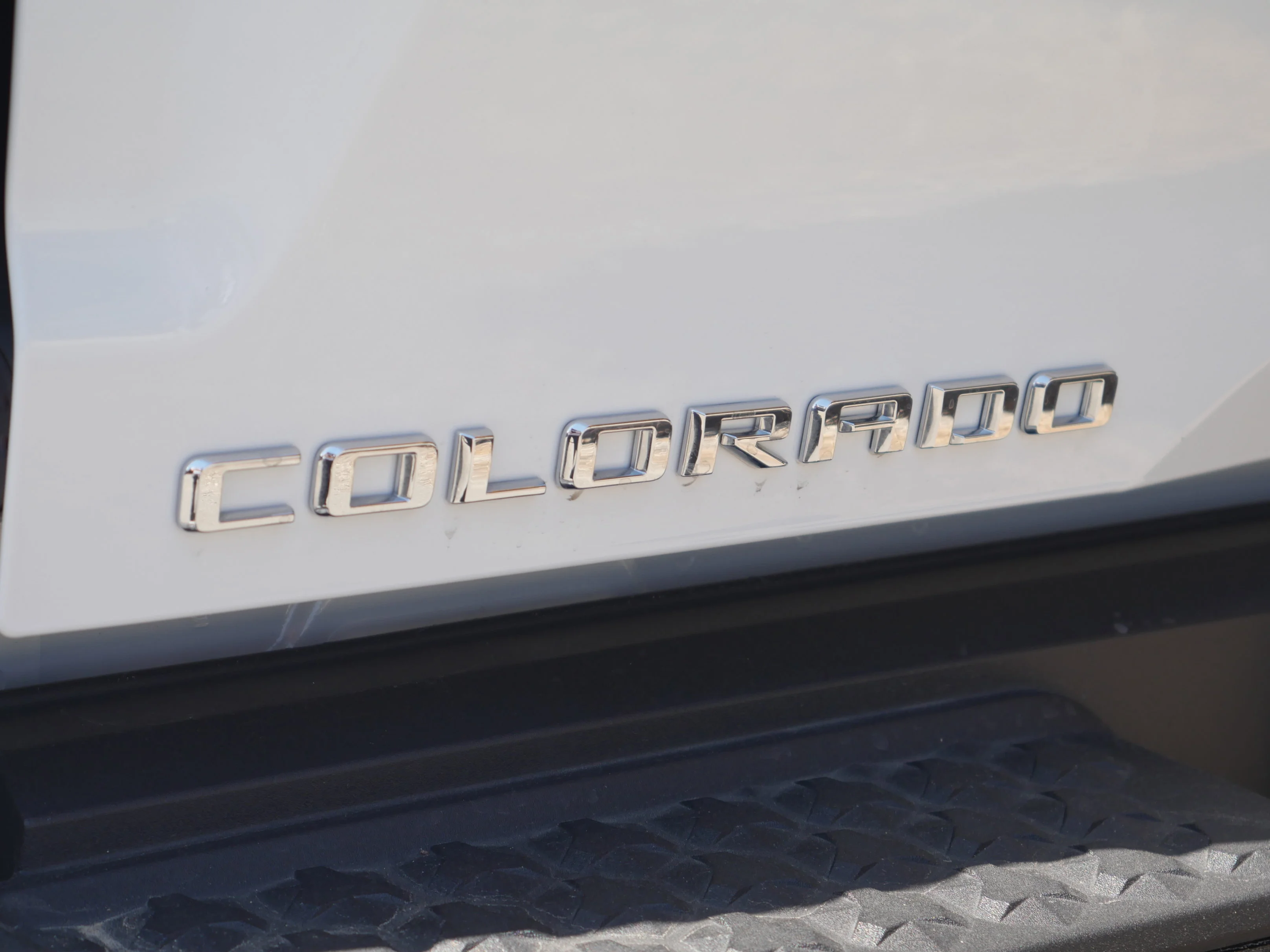 Used 2024 Summit White Chevrolet 4WD ZR2 image 12
