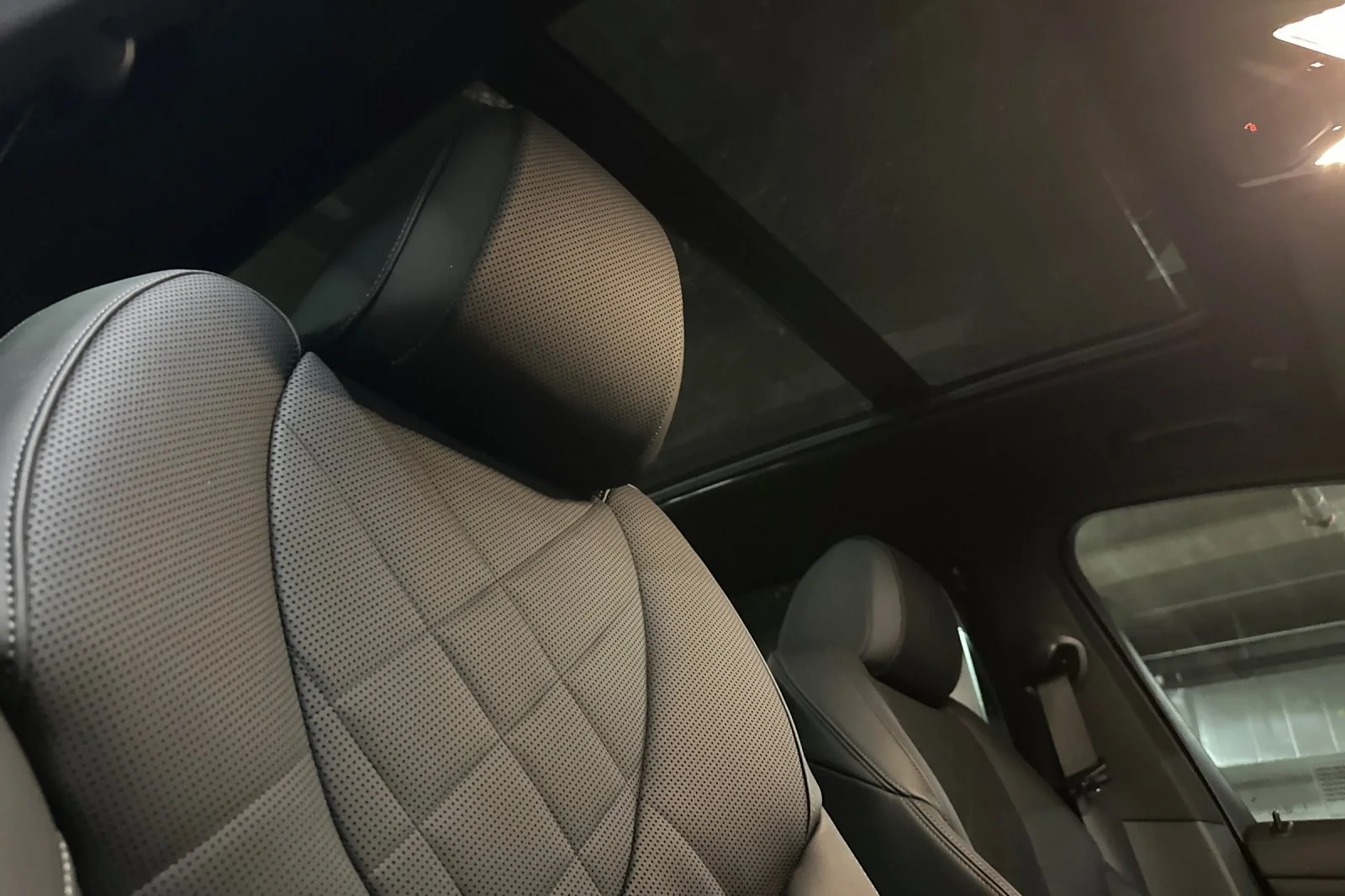New 2026 Skyscraper Grey Metallic BMW xDrive50e image 16