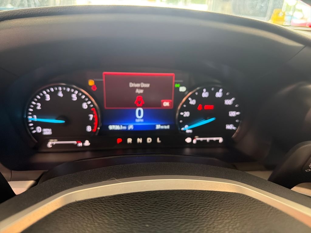 Used 2023 Gray Ford XLT image 19