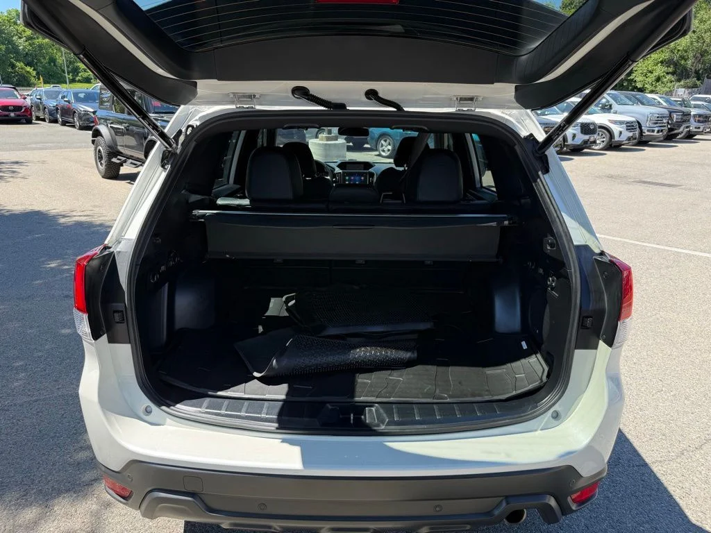 Used 2024 White Subaru Wilderness image 28