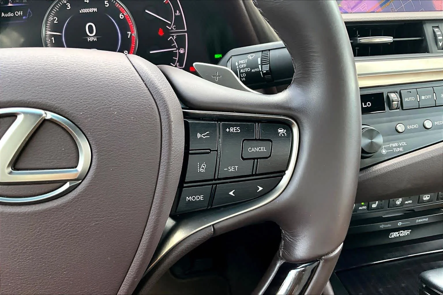 Used 2019 Matador Red Mica Lexus Ultra Luxury image 23