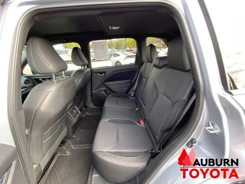 Used 2025 Ice Silver Metallic Subaru Touring image 26