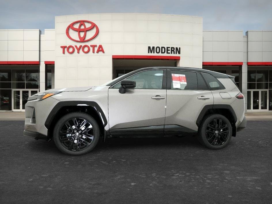 New 2026 Midnight Black Met Toyota XSE image 4