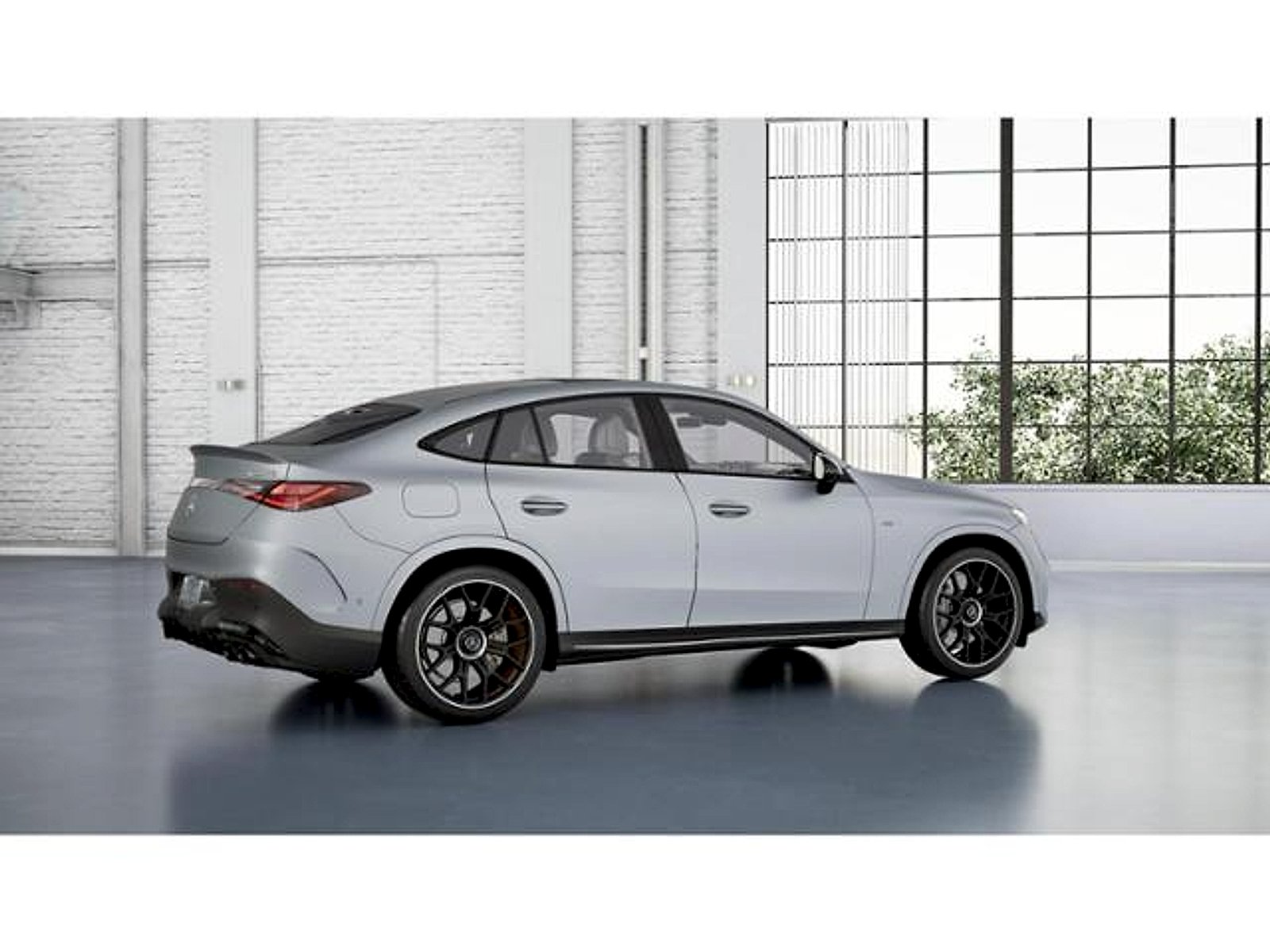 New 2027 MANUFAKTUR Cirrus Silver Magno Mercedes-Benz AMG® GLC 53 image 18