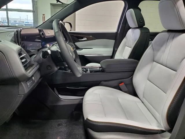 2025 Chevrolet Traverse High Country - Photo 12