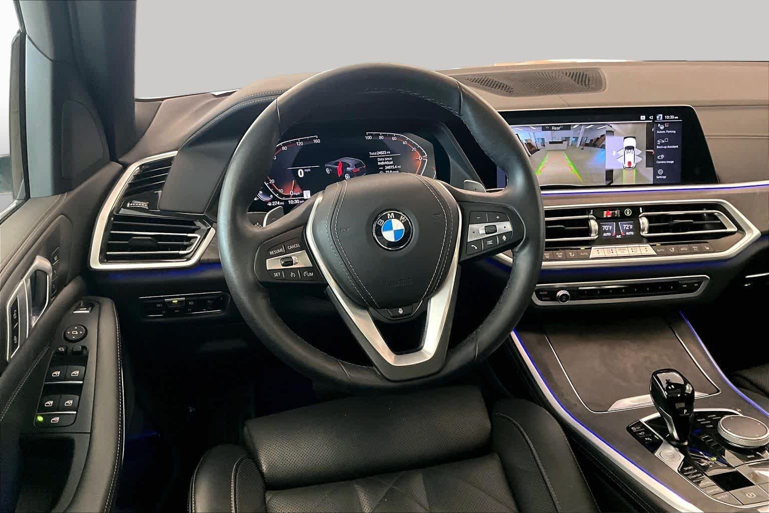 Used 2023 Alpine White BMW sDrive40i image 16