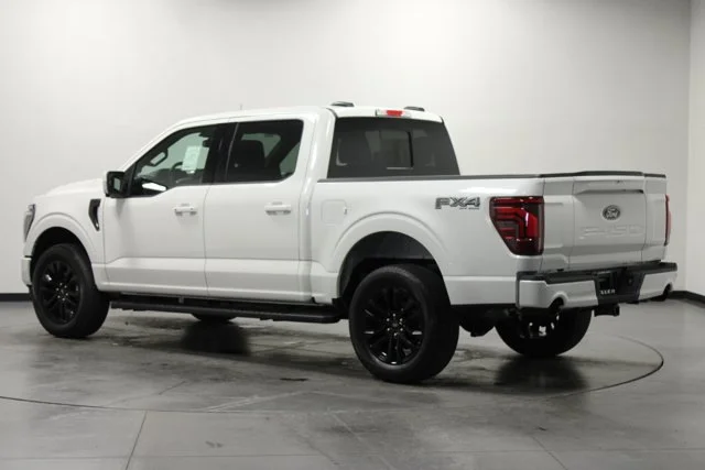 New 2026 Star White Metallic Tri-Coat Ford Lariat® image 27