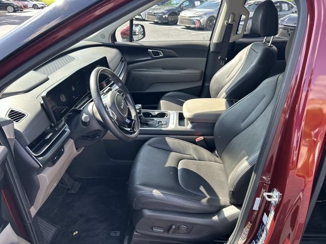 Used 2025 Red Kia LXS image 21