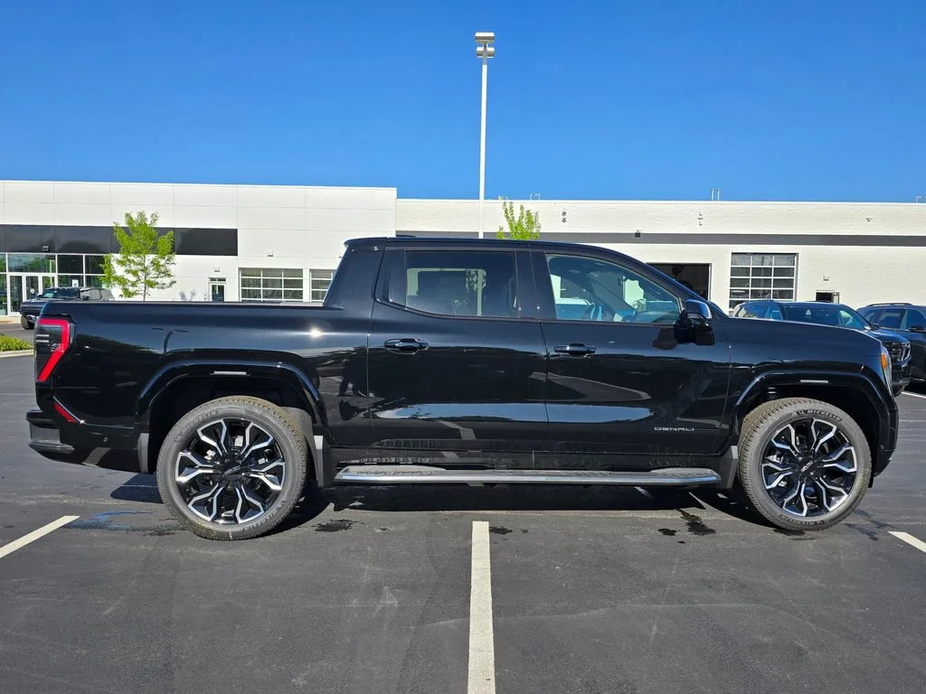 New 2025 Onyx Black GMC Extended Range Denali image 11