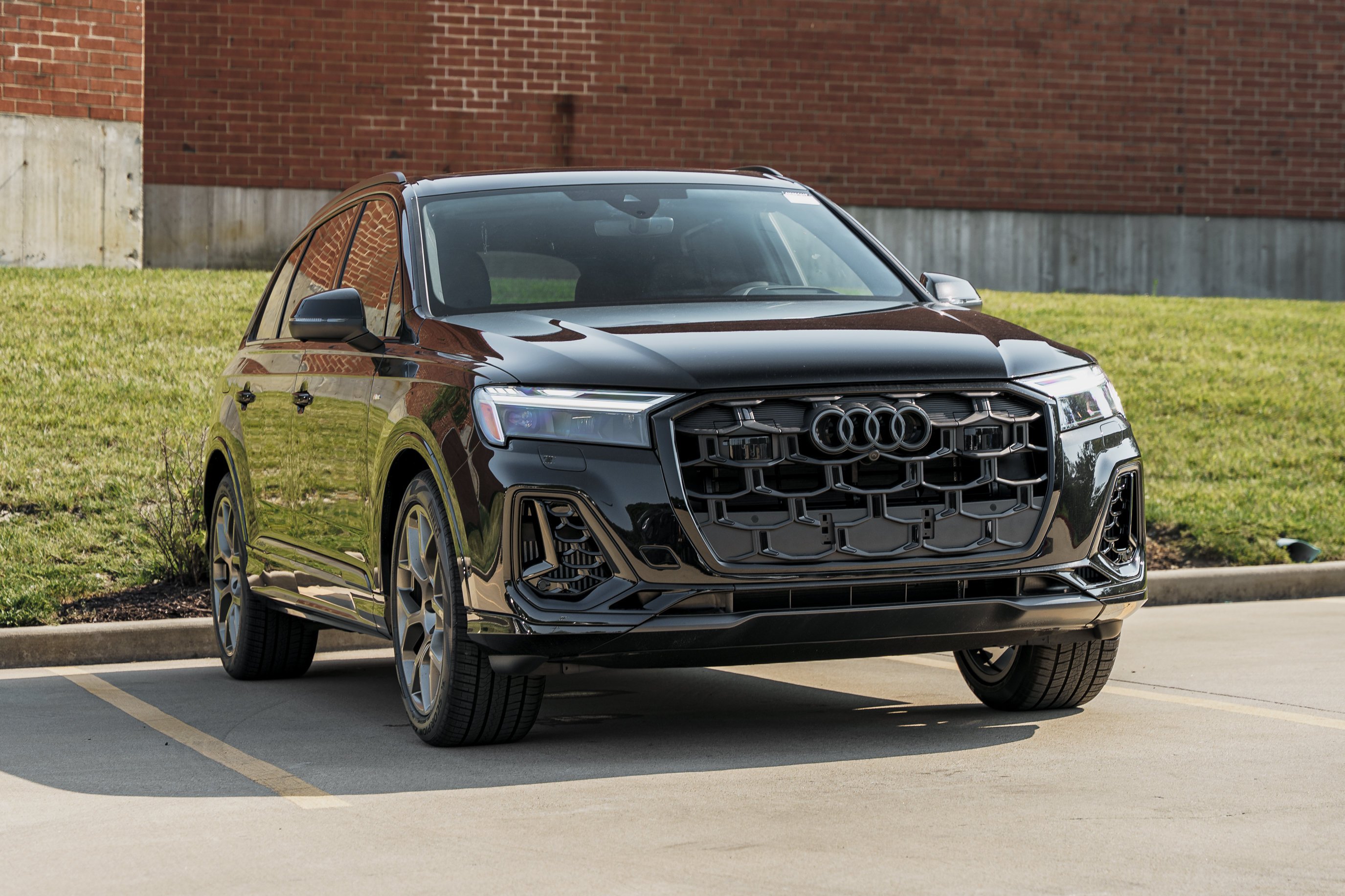 New 2026 MYTHOS BLACK Audi  image 1