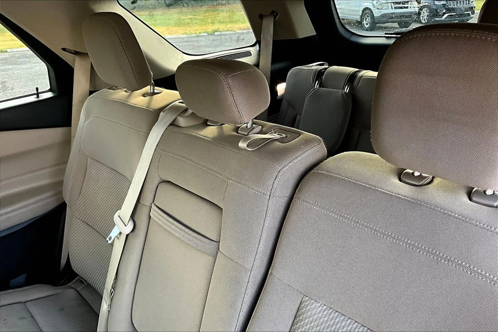 Used 2022 Black Ford XLT image 5
