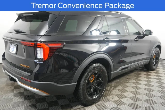 New 2026 Agate Black Metallic Ford Tremor® image 3