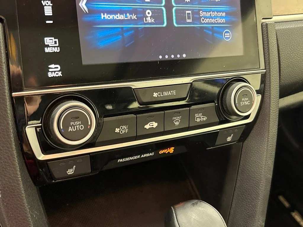 Used 2018  Honda EX-L image 32