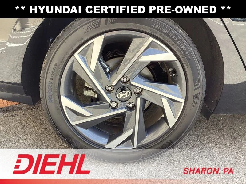 2024 Hyundai Elantra SEL - Photo 9