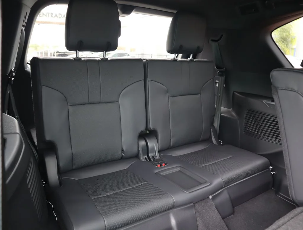 Used 2026  Lexus 700h Overtrail image 43