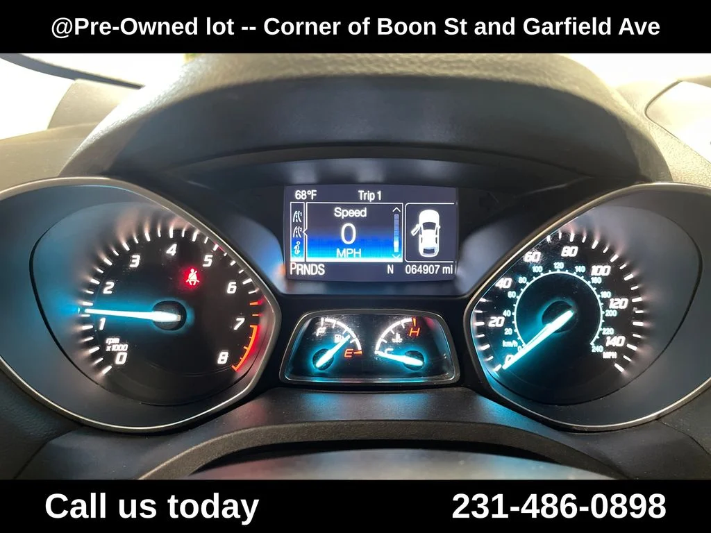 Used 2014 Silver Ford Titanium image 18