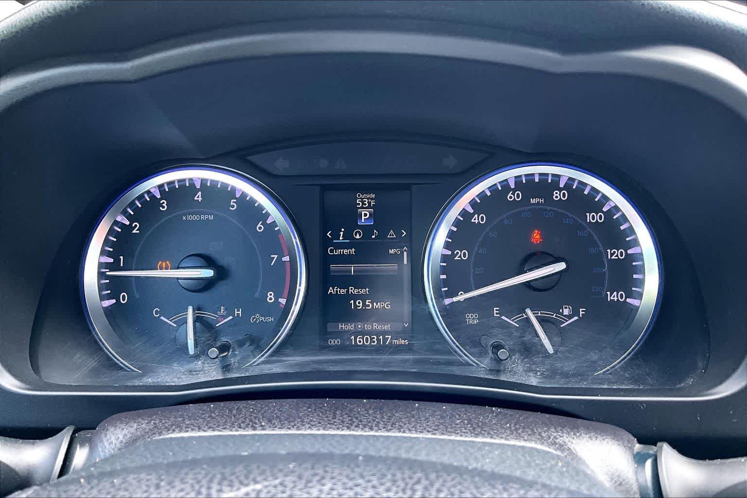 Used 2015 Silver Sky Metallic Toyota XLE image 26