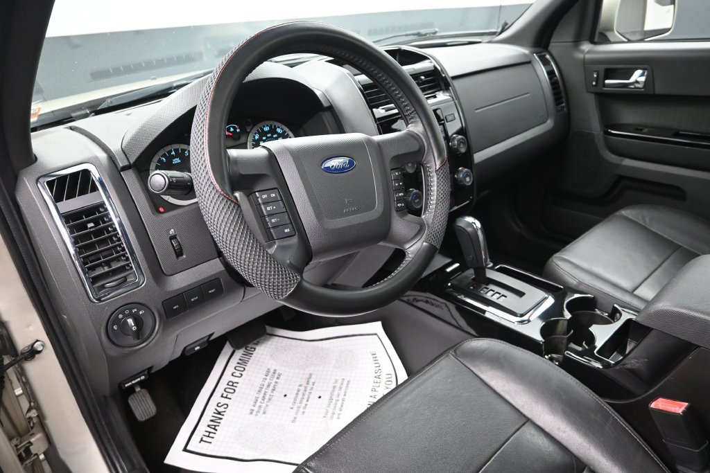 Used 2011 Gold Leaf Metallic Ford Limited image 12