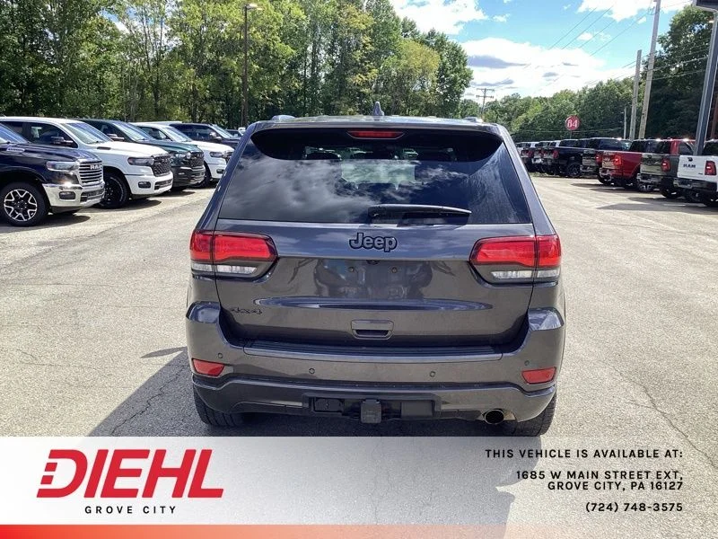 Used 2021 Gray Jeep Limited image 6