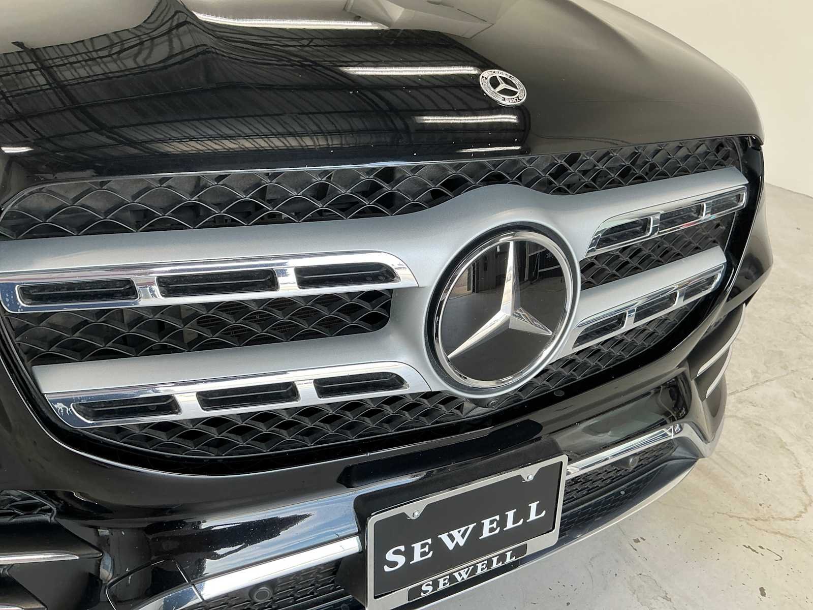 Certified Used 2023 Obsidian Black Metallic Mercedes-Benz GLS 450 image 5