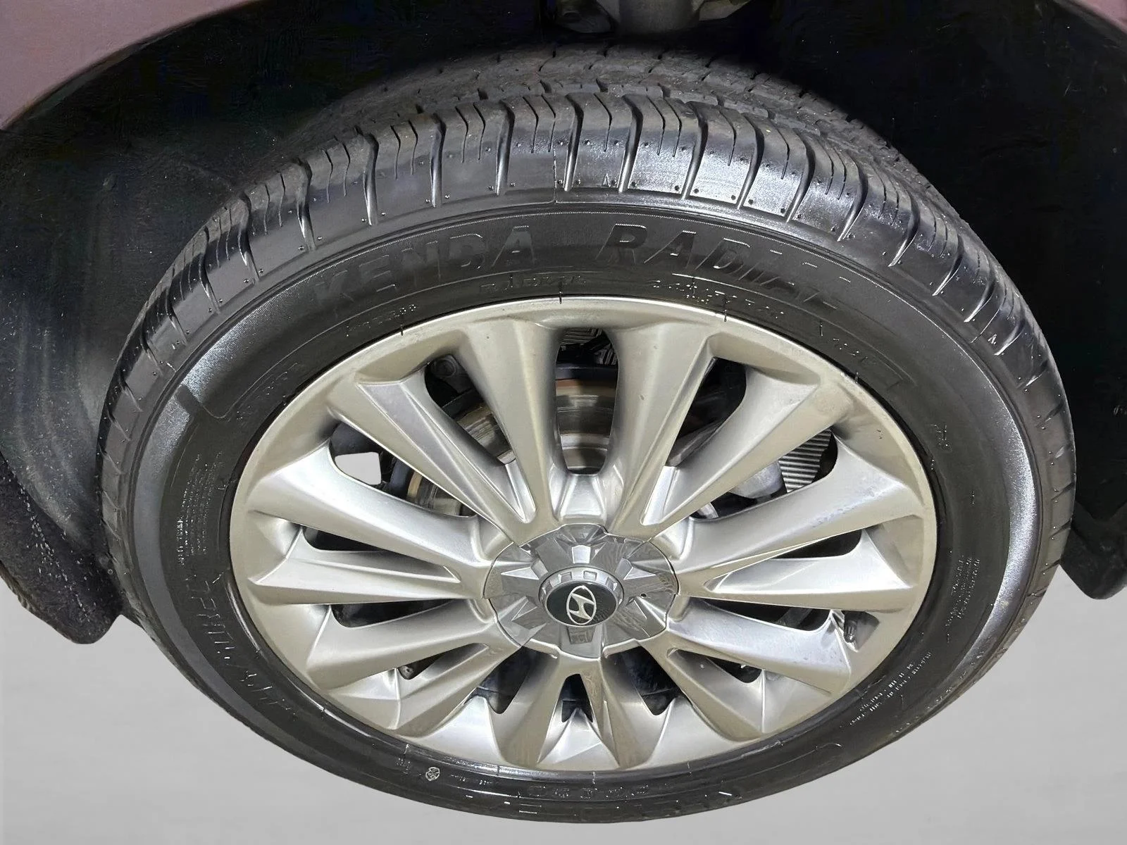 Used 2020 Gray Hyundai Limited image 22
