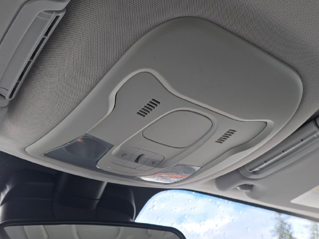 2016 Jeep Renegade 75th Anniversary Edition - Photo 35