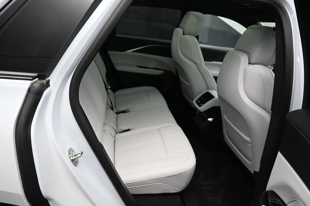 2026 Cadillac LYRIQ Sport - Photo 18