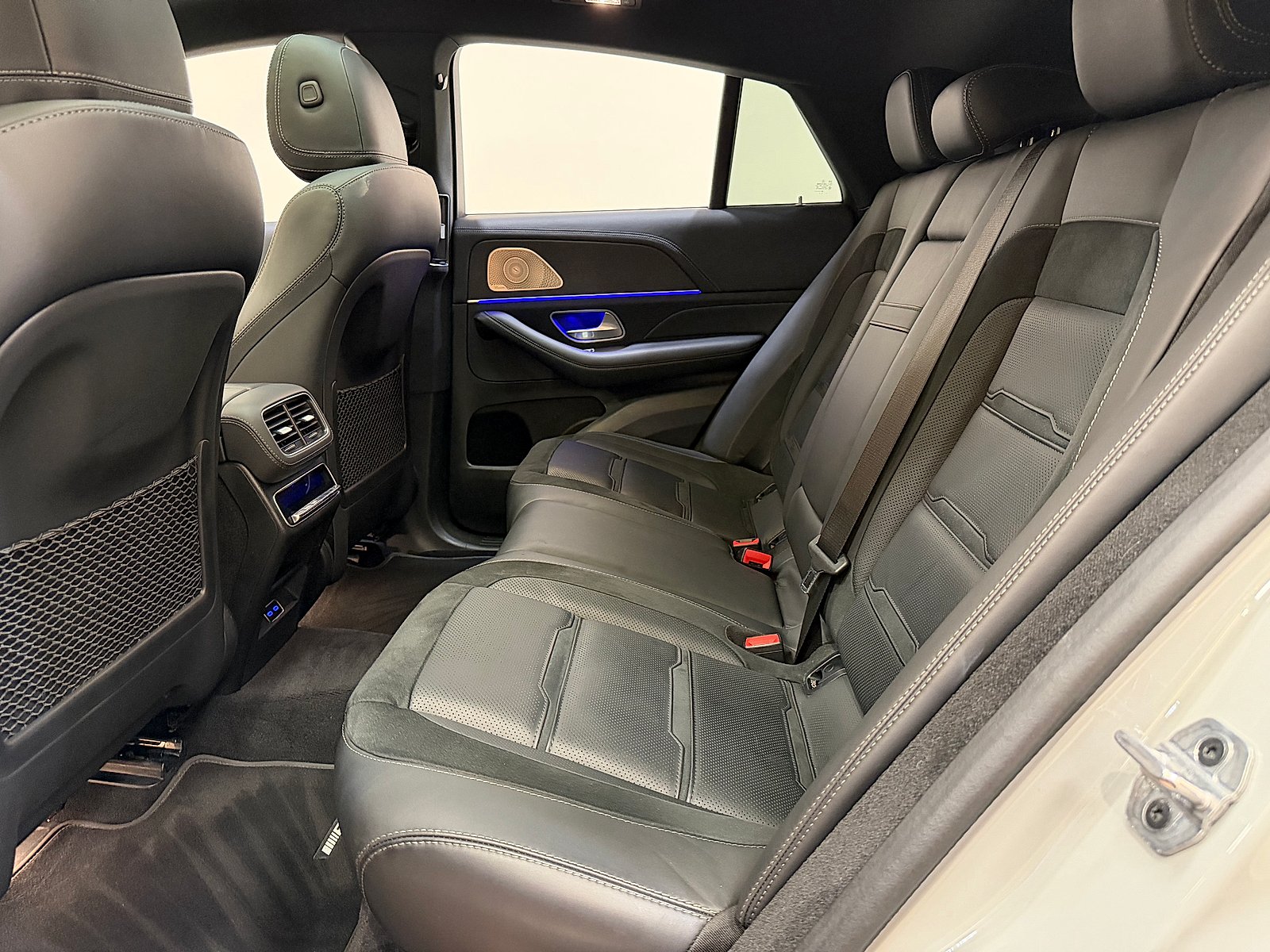 Used 2024 MANUFAKTUR Alpine Grey Mercedes-Benz 4MATIC®+ image 15