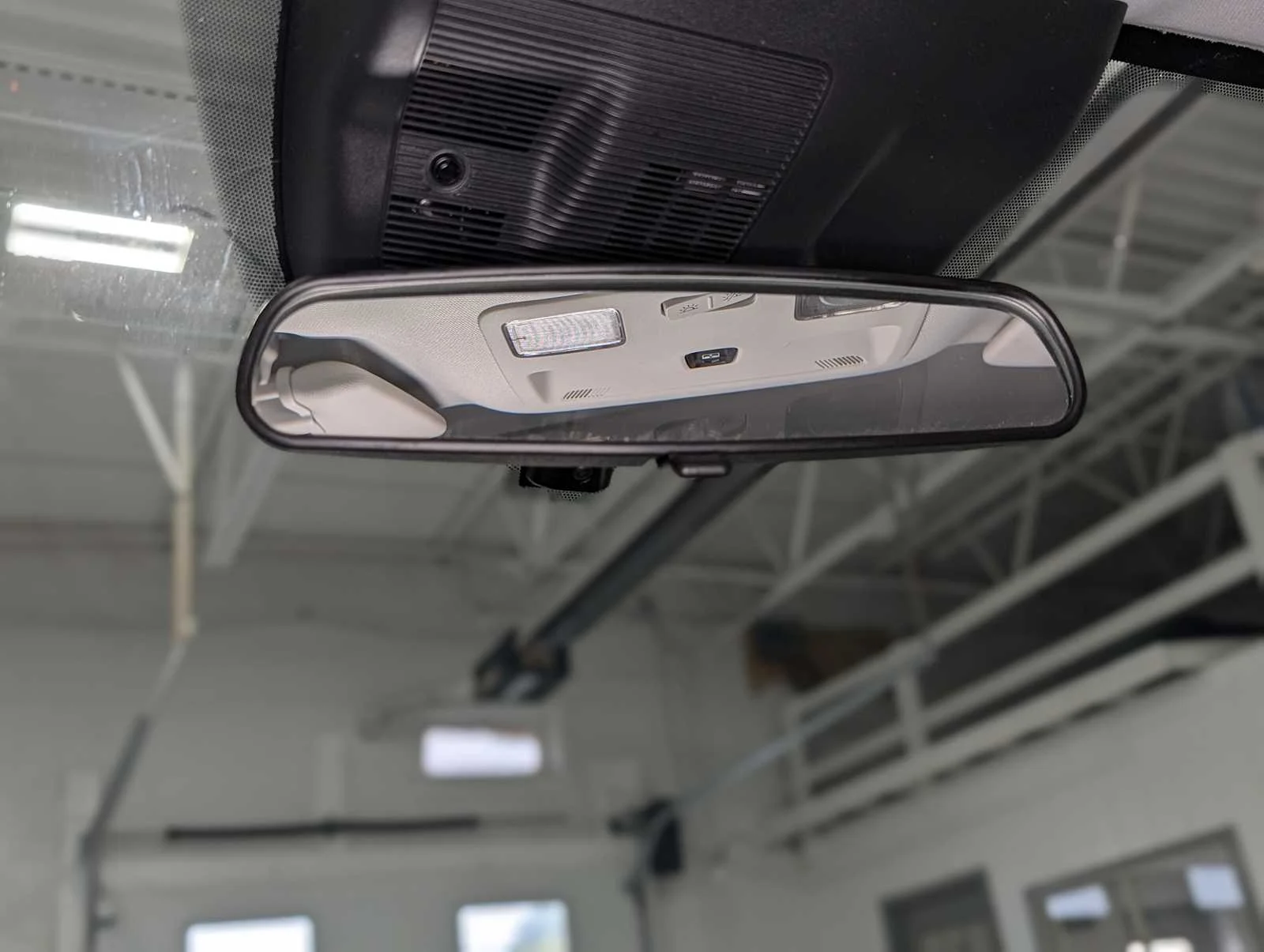 Used 2023 Oxford White Ford XLT image 35