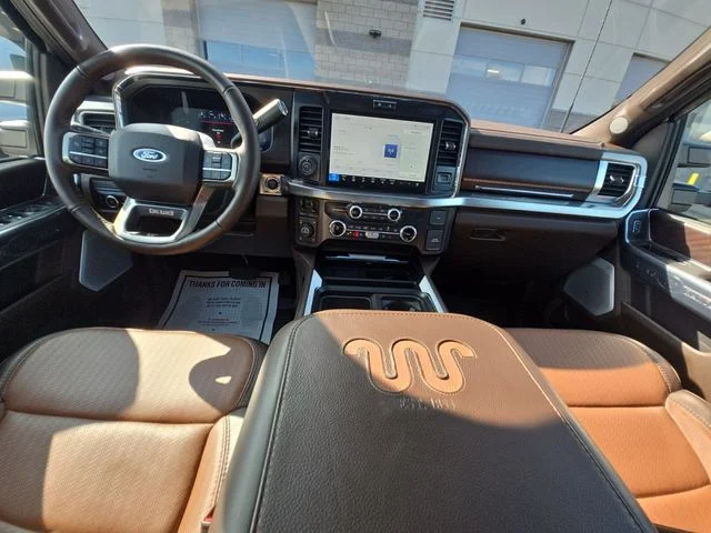 Used 2025 Oxford White Ford King Ranch image 21