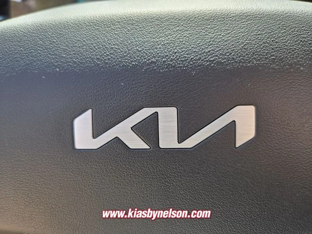 New 2026 Green Kia Wind image 12