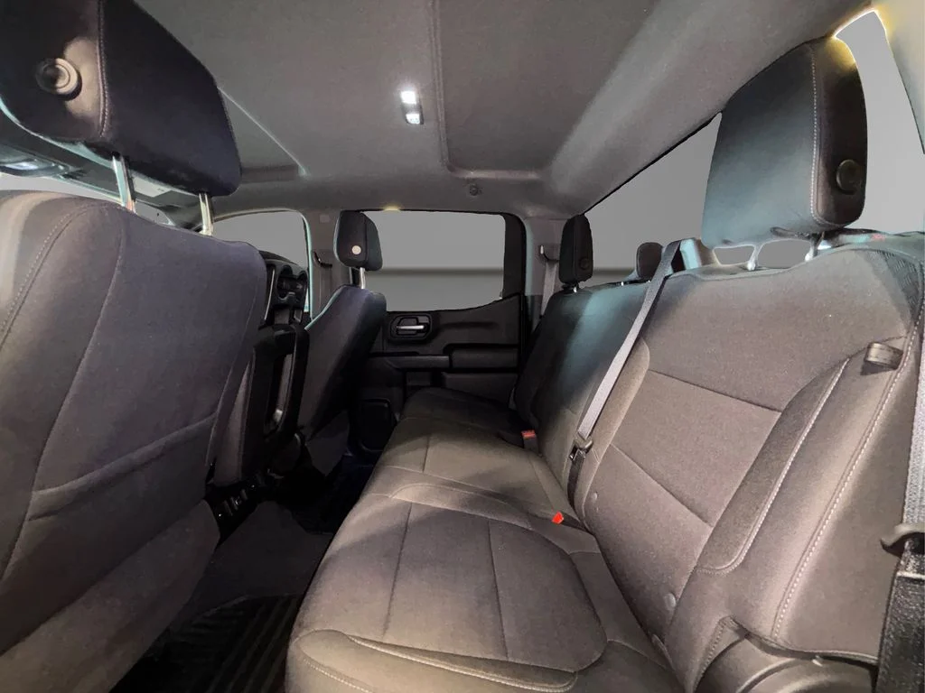 Used 2020 Shadow Gray Metallic Chevrolet LT image 13