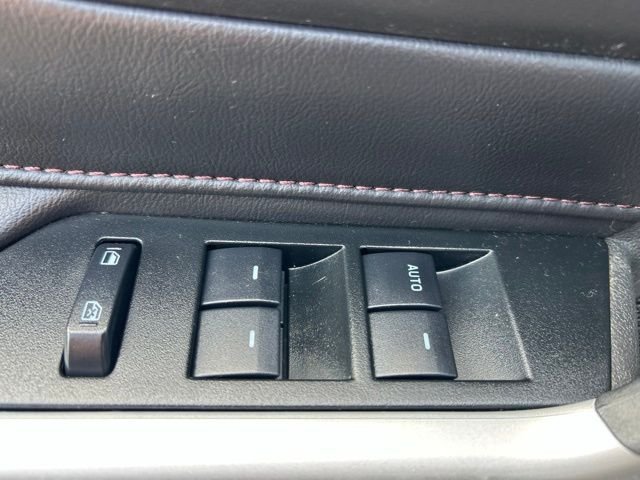 Used 2013 Gray Ford Limited image 26