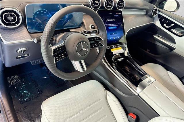 New 2026 Black Mercedes-Benz GLC 300 image 39