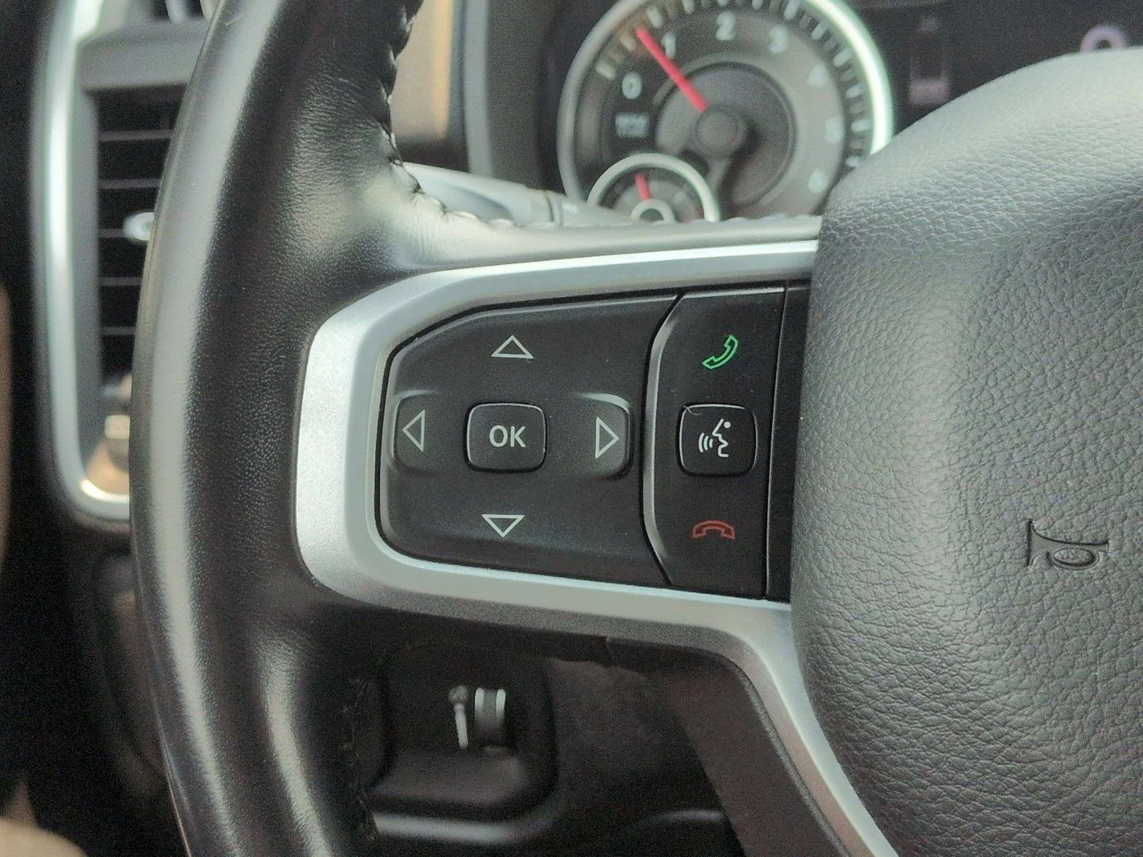 Used 2021 Diamond Black Crystal Pearlcoat Ram Big Horn image 20
