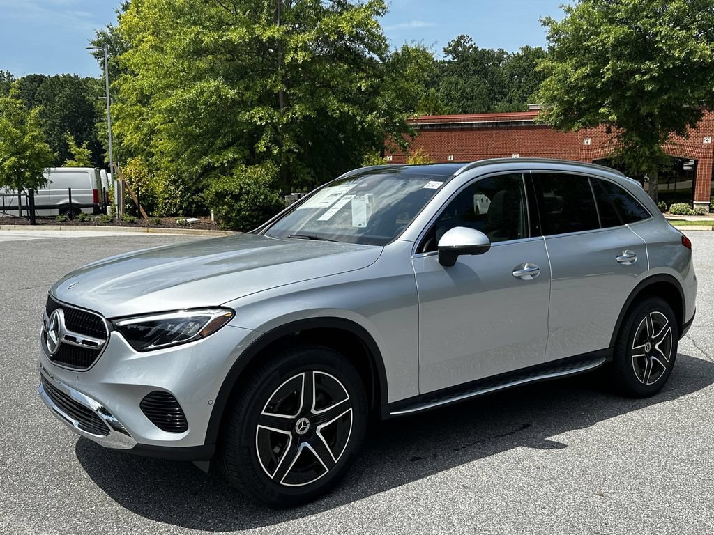 New 2026 Cirrus Silver Metallic Mercedes-Benz GLC 300 image 40