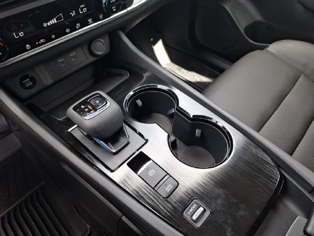 Used 2026 White Nissan Dark Armor image 24