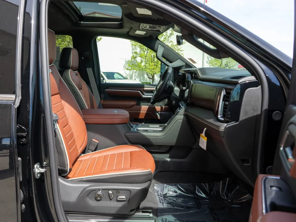2026 GMC Sierra 2500HD Denali Ultimate - Photo 10