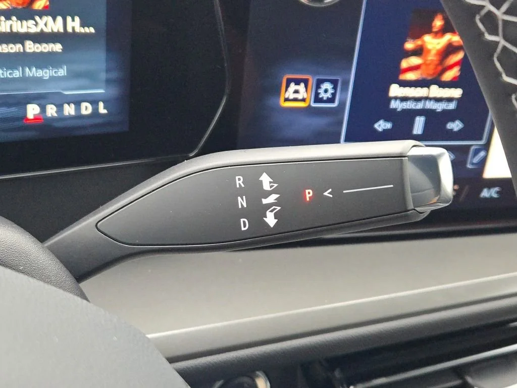 2026 Chevrolet Traverse LT - Photo 31