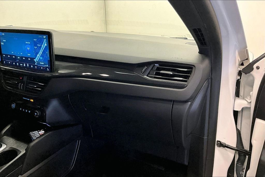 Used 2024  Ford ST-Line image 16