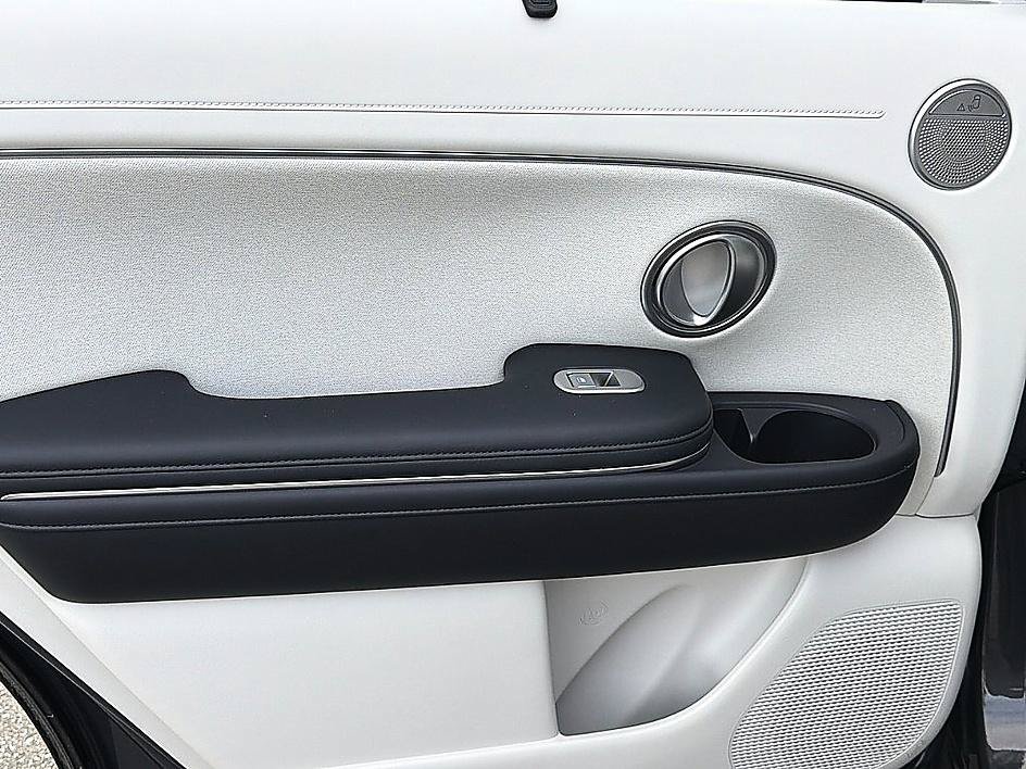 Used 2026 Ecotronic Gray Pearl Hyundai Calligraphy image 9