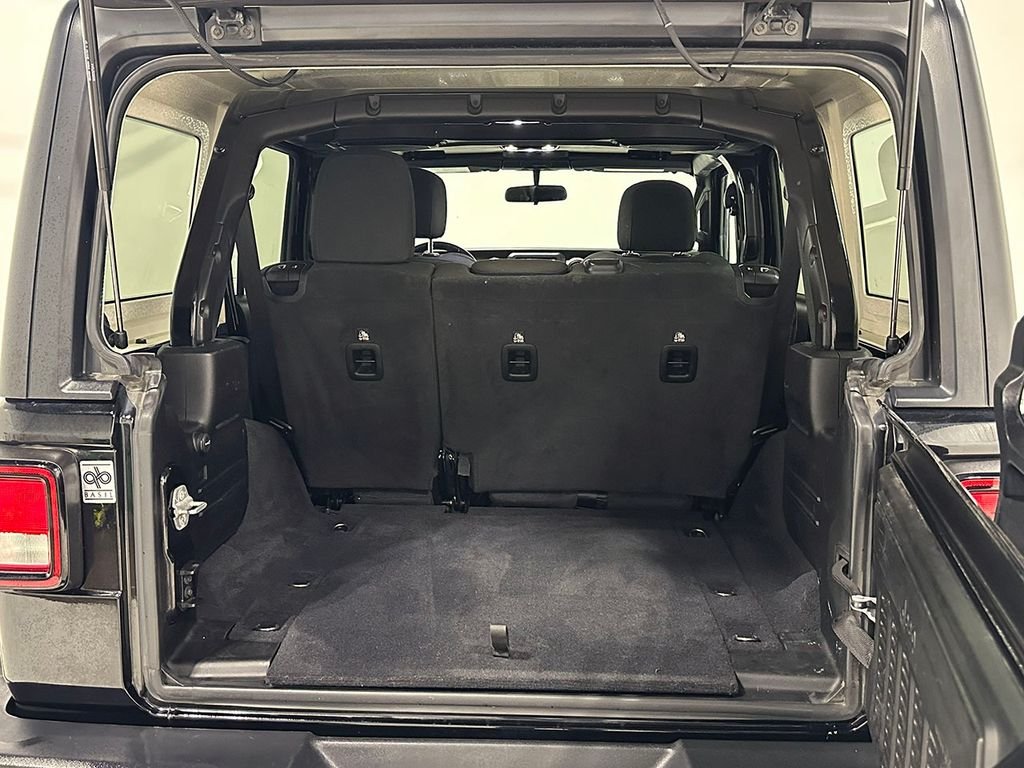 Used 2021 Black Jeep Unlimited Sport S image 5