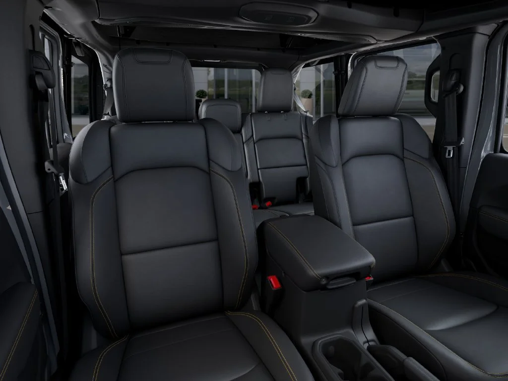 New 2026 Bright White Clear-Coat Exterior Paint Jeep Sahara image 17