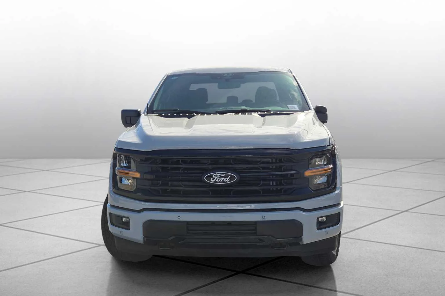 New 2026 Avalanche Ford XLT image 3