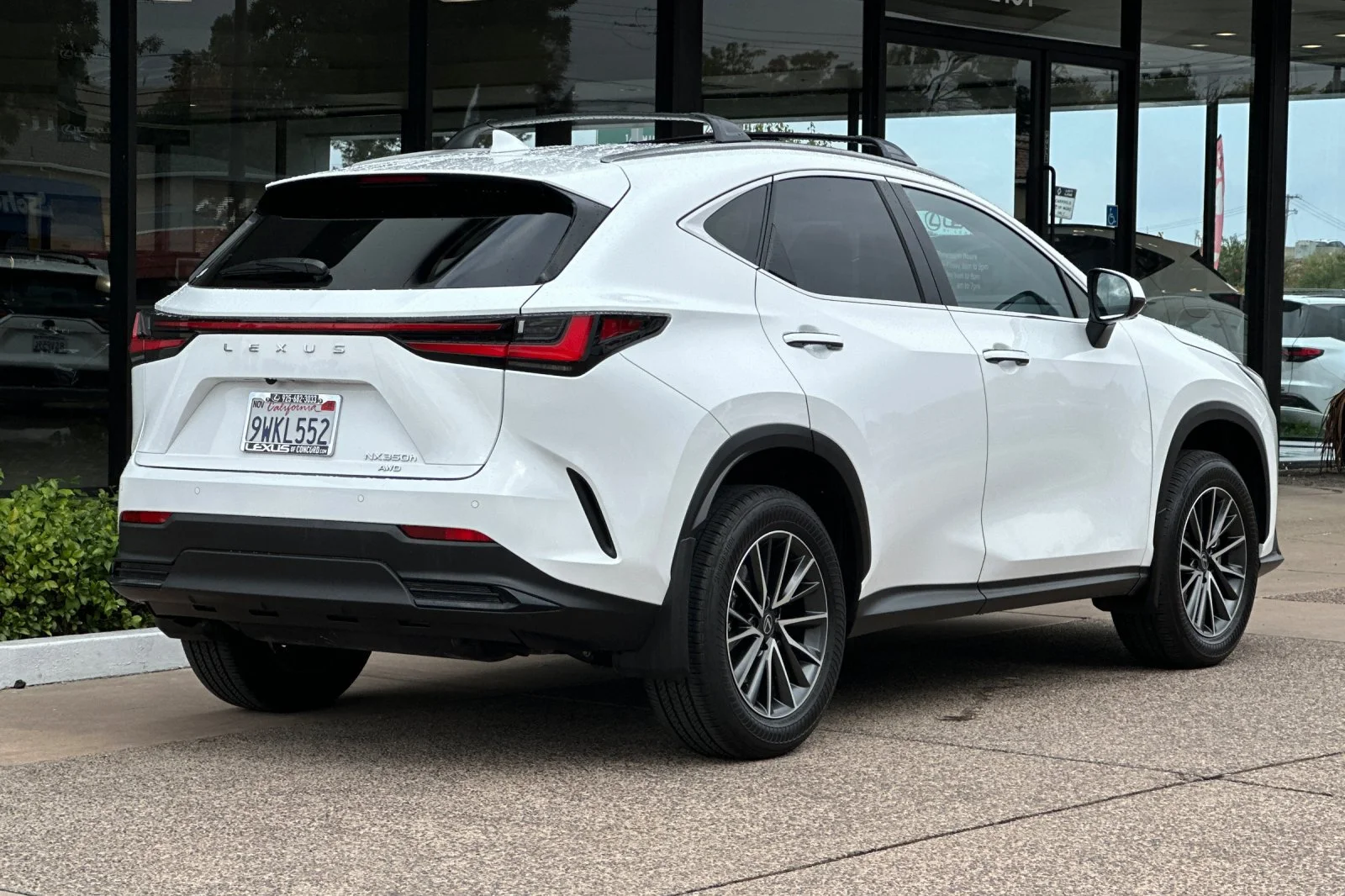 Certified Used 2026 Ultra White Lexus 350h Premium image 4