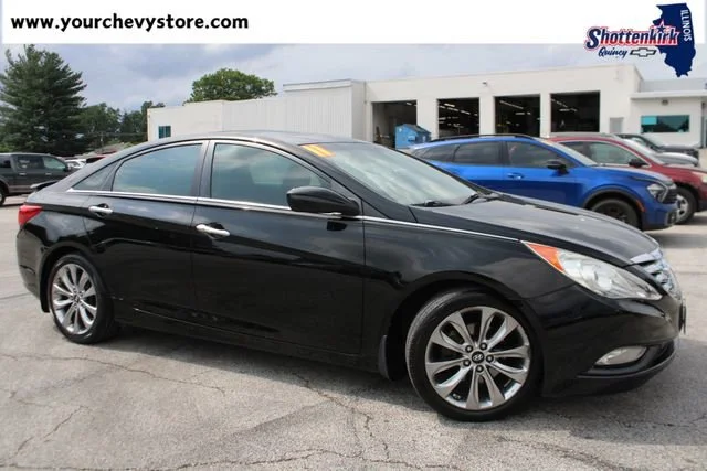 2011 Hyundai Sonata SE I4 A/T's photo